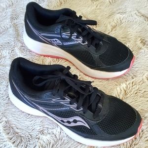 SAUCONY COHESION 14 RUNNING SHOE - WOMEN'S